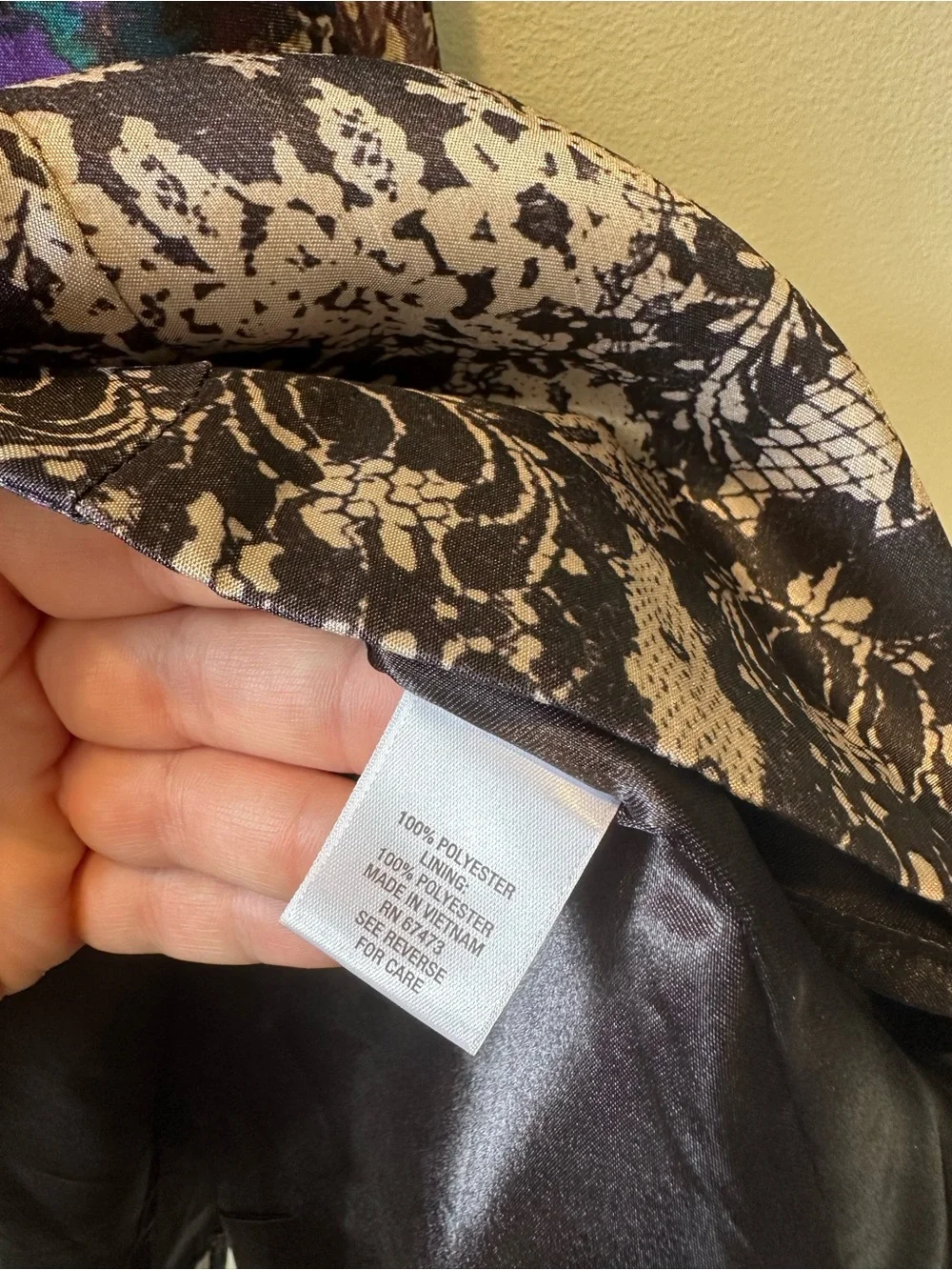 Dressbarn Sleeveless Floral Brocade A-Line Dress in Purple, Teal, Black - Picture 6 of 8